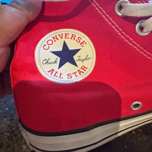 Converse Red High-Top Sneakers, chuck taylor- mens 7, women’s 9 unisex - Picture 4 of 10
